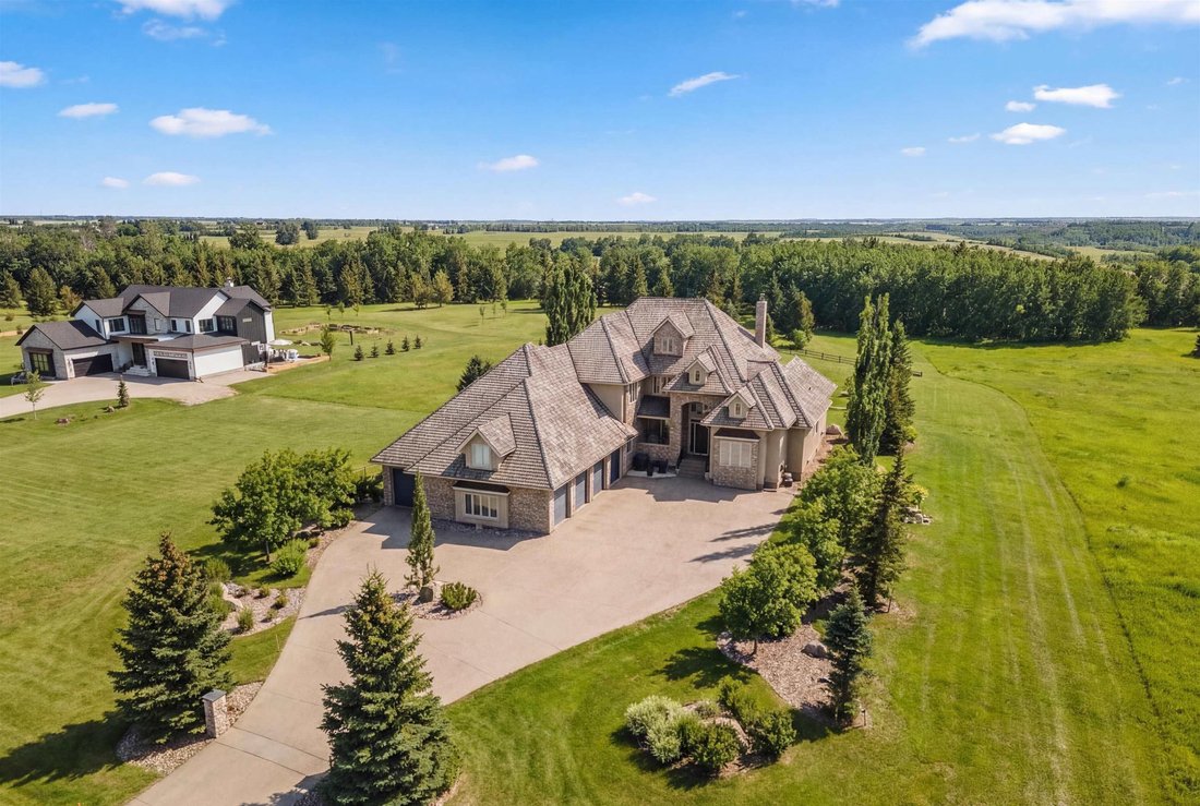 House in Spruce Grove, Alberta, Canada 1 - 18384567