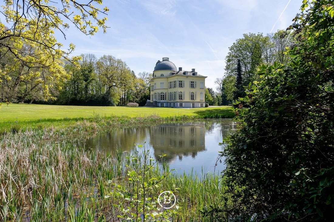 Castle in Waasmunster, Flanders, Belgium 2 - 14115359