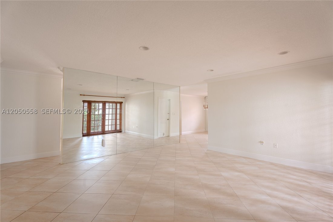 House in Miami, Florida, United States 2 - 18379446
