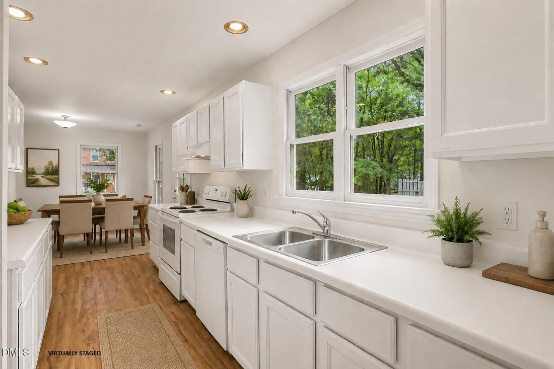 House in Carrboro, North Carolina, United States 4 - 18373026