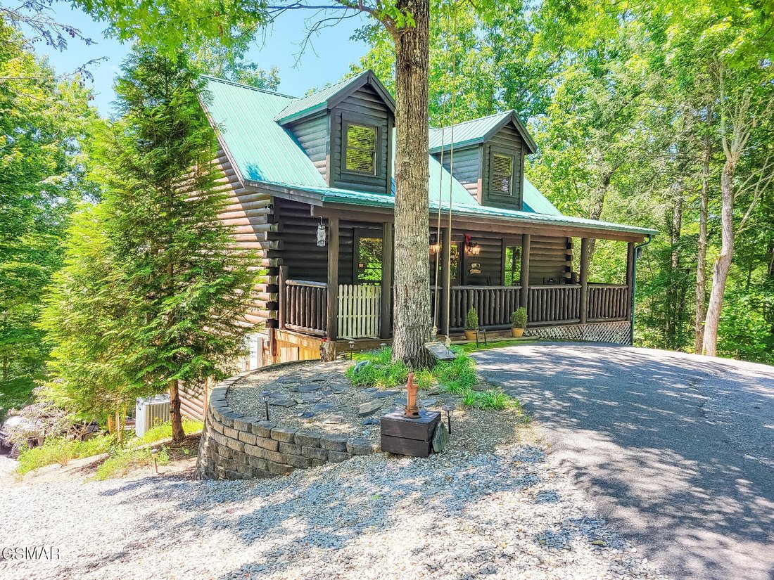 House in Sevierville, Tennessee, United States 1 - 18373824