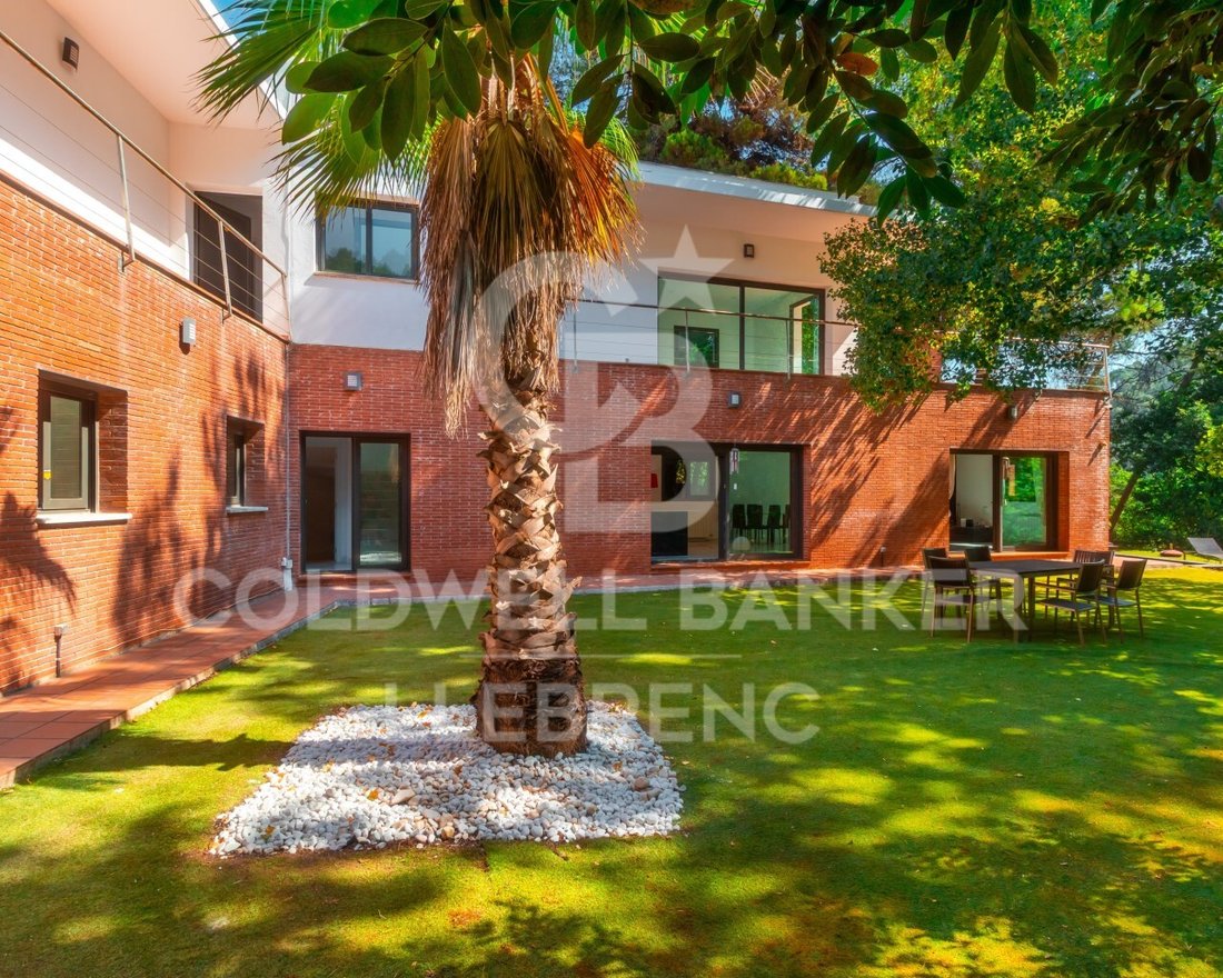 House in Sant Cugat del Valles, Catalonia, Spain 1 - 12135903