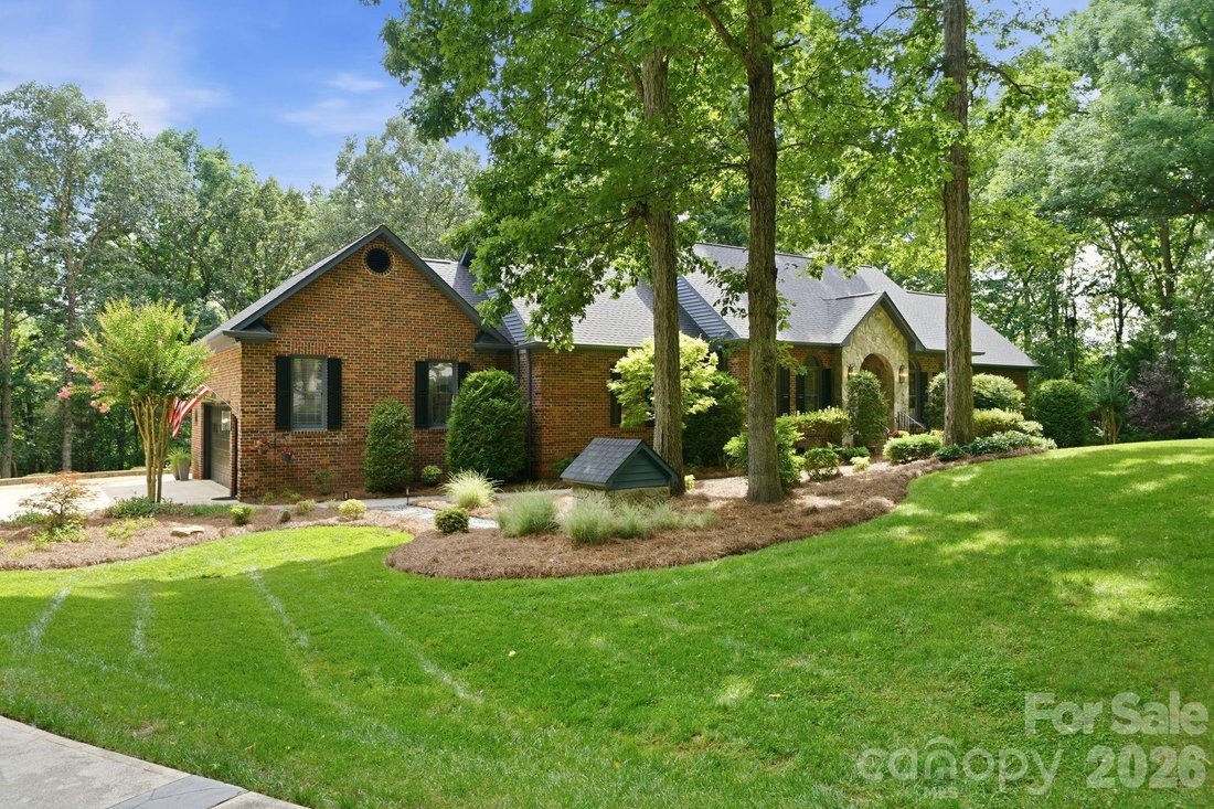 House in Charlotte, NC, United States 3 - 18384062