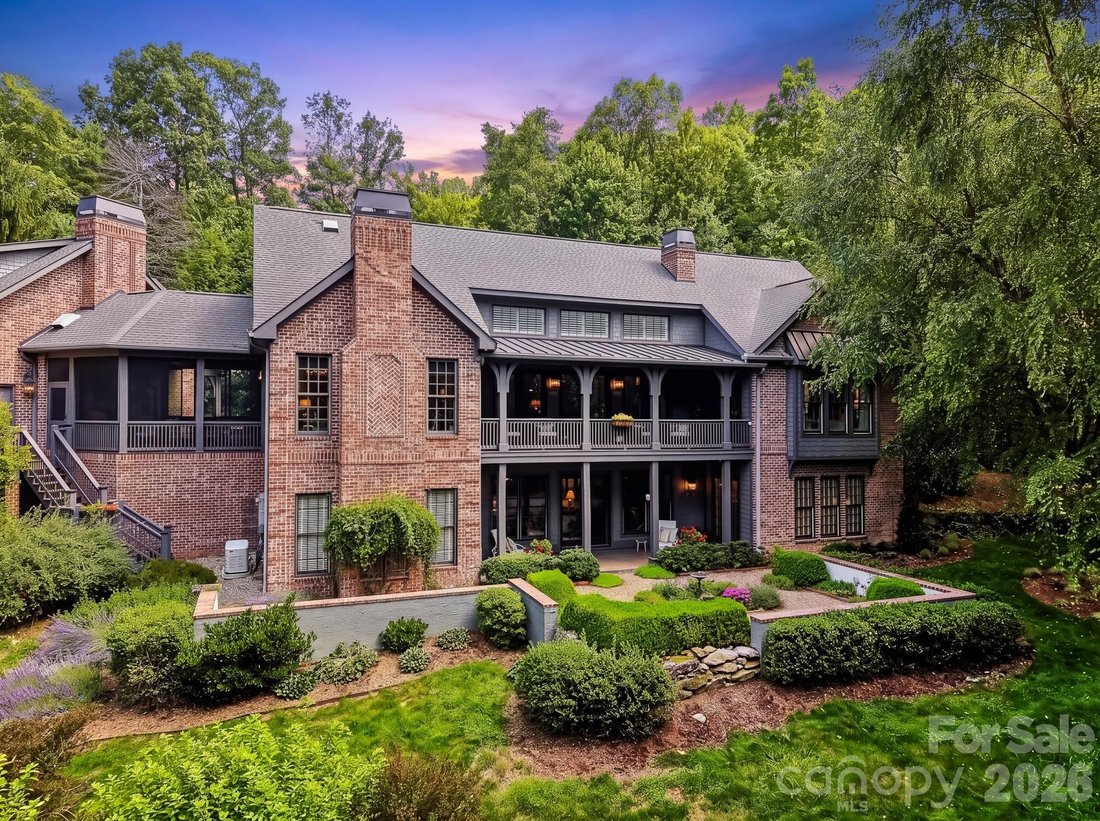 House in Laurel Park, North Carolina, United States 1 - 18373395