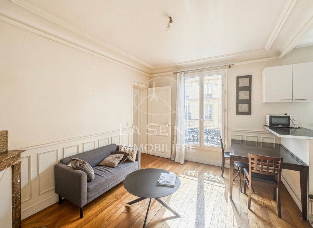 Apartment in Violet Commerce, Paris 15e Arrondissement, Paris 2 - 18246839