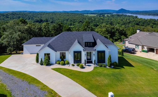 House in Maumelle, Arkansas, United States 1