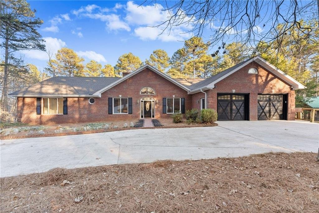 House in Toccoa, Georgia, United States 1 - 18373813