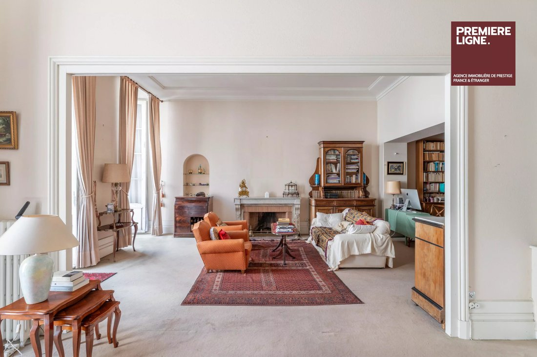 Apartment in Hôtel de Ville-Quinconce-Saint Seurin-Fondaudège, Bordeaux, France 1 - 18374300
