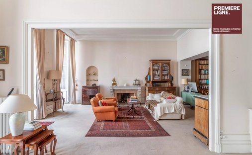 Apartment in Hôtel de Ville-Quinconce-Saint Seurin-Fondaudège, Bordeaux, France 1