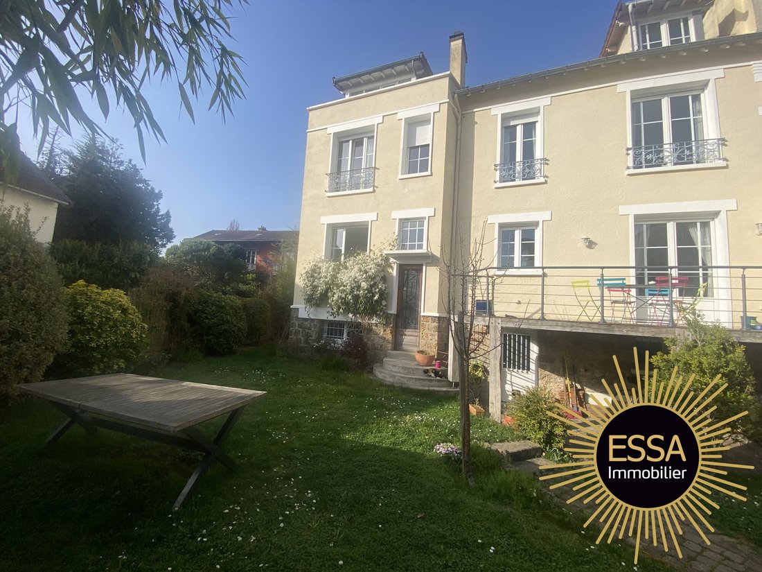 House in Les Arcades, Viroflay, France 4 - 18385565