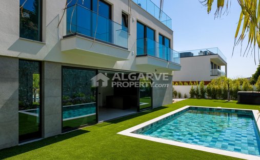 Villa en Olhos de Agua, Algarve, Portugal 1