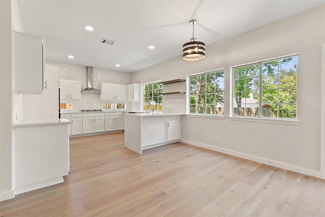 House in Austin, Texas, United States 5 - 18379773