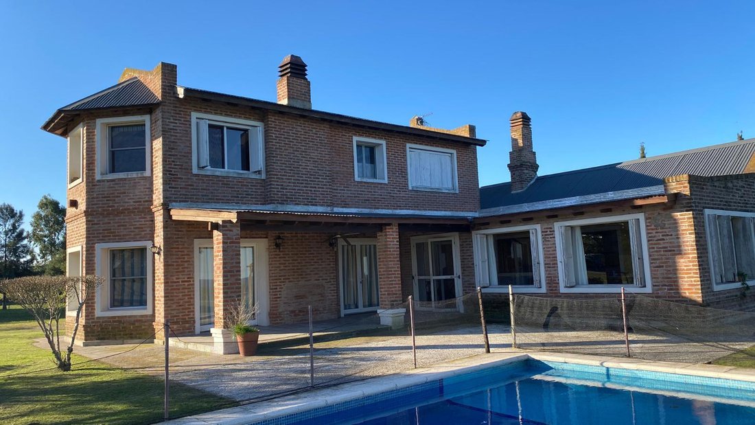 House in Colonia del Sacramento, Colonia Department, Uruguay 1 - 18380233