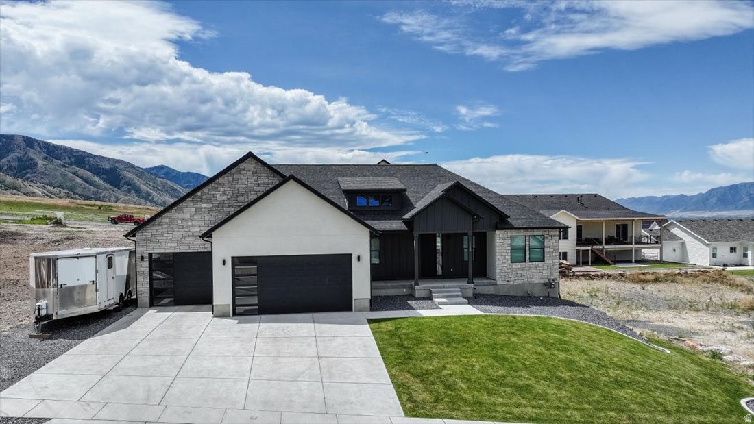House in Hyde Park, Utah, United States 2 - 18378463