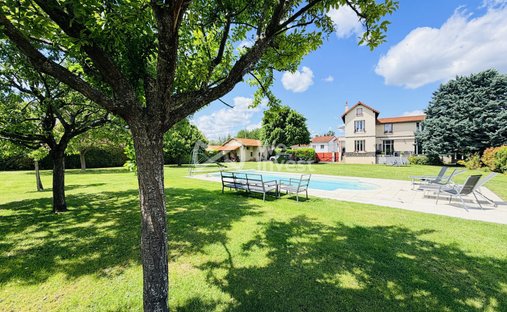 Villa in Centre, Riom, France 1