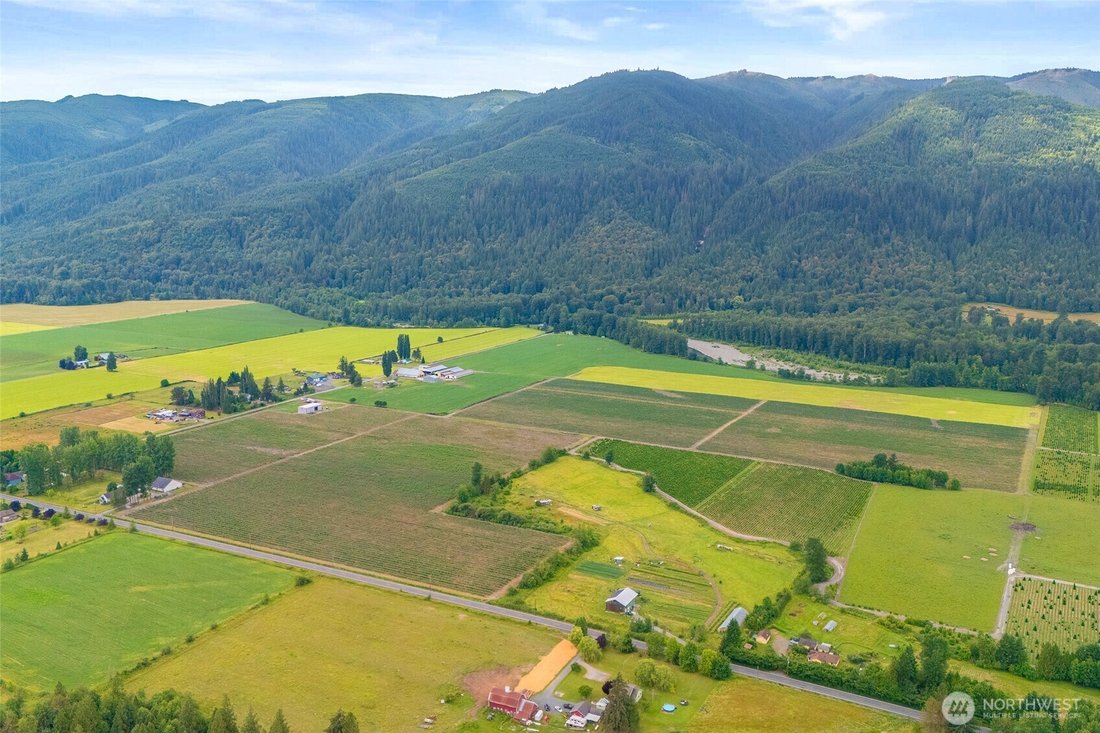 Farm Ranch in Deming, Washington, United States 2 - 18373349
