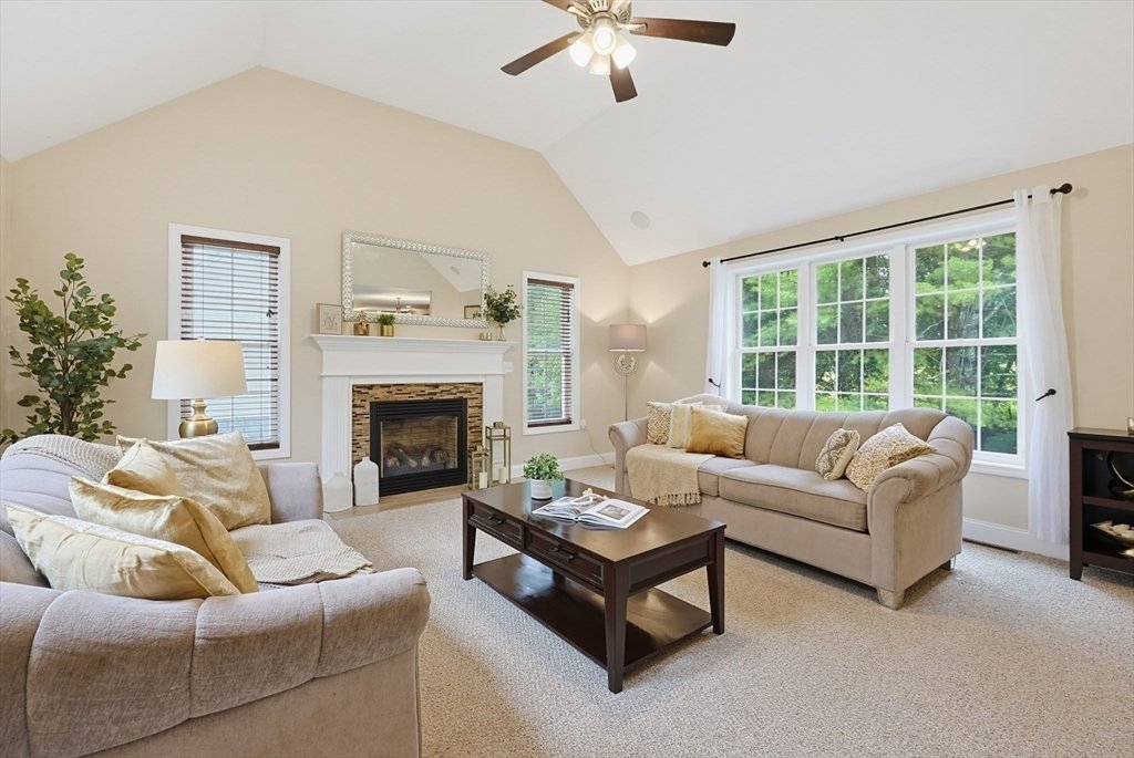 House in North Attleborough, Massachusetts, United States 3 - 18373368