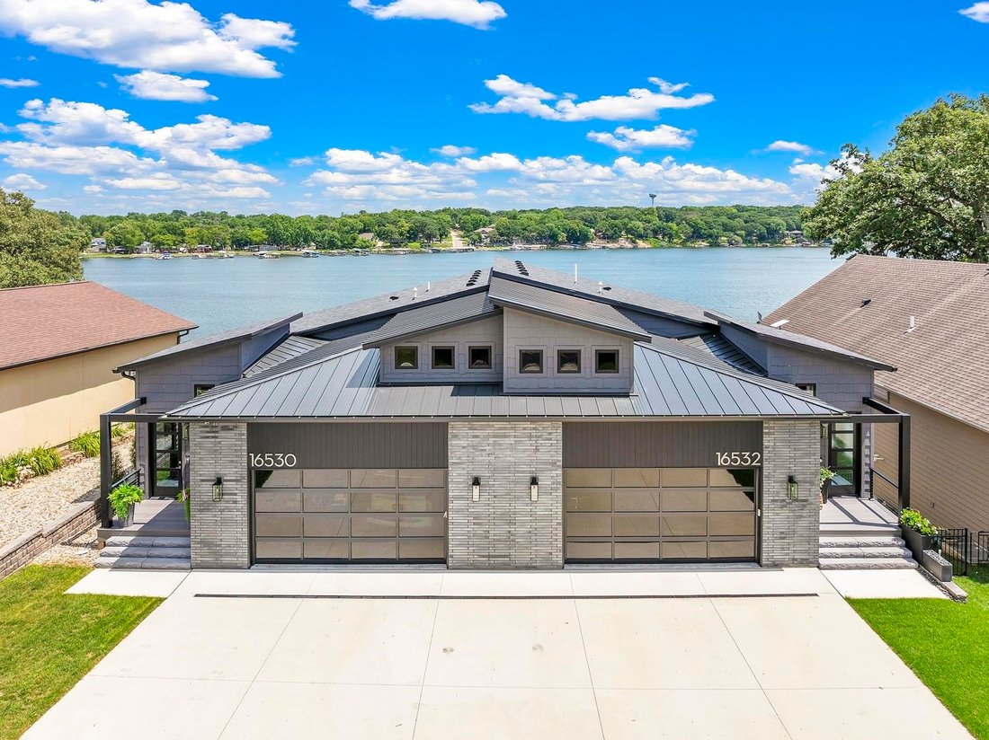 Casa a Spirit Lake, Iowa, Stati Uniti 2 - 18379430