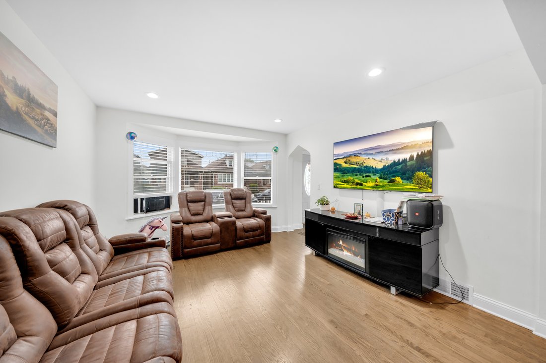 House in Chicago, Illinois, United States 5 - 18379497