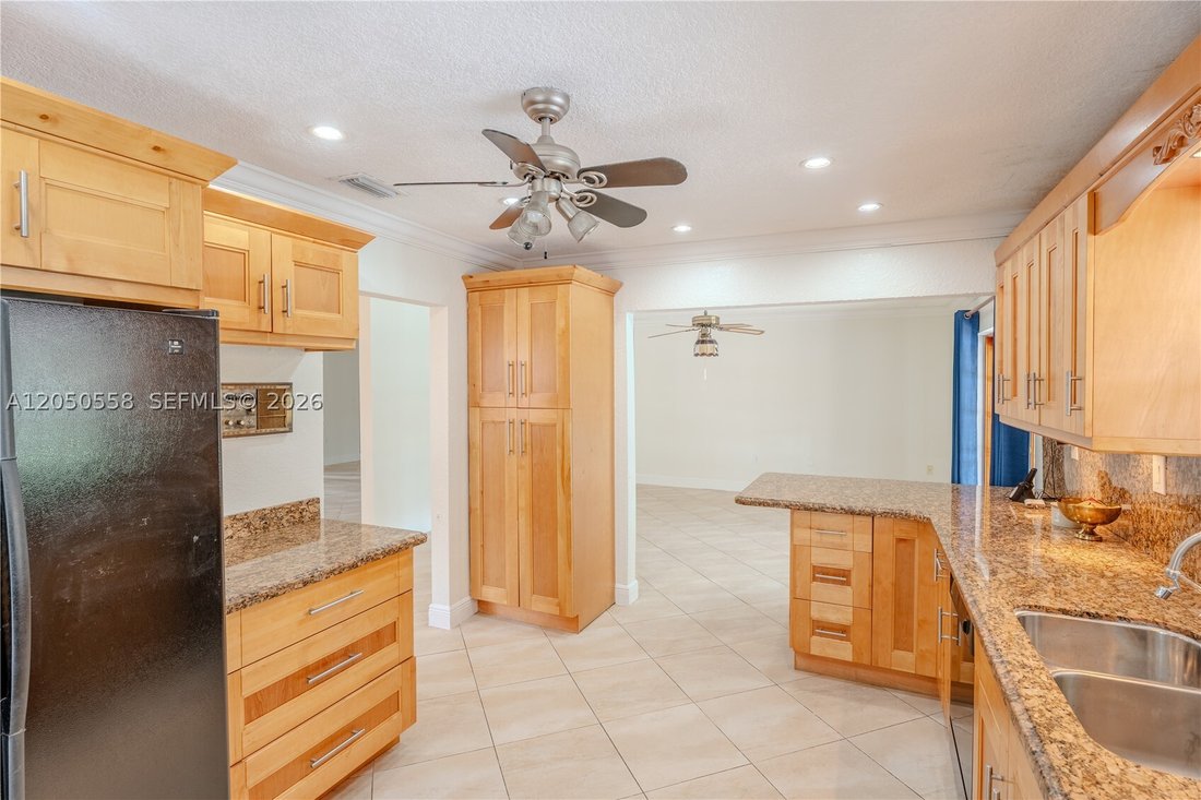 House in Miami, Florida, United States 4 - 18379446
