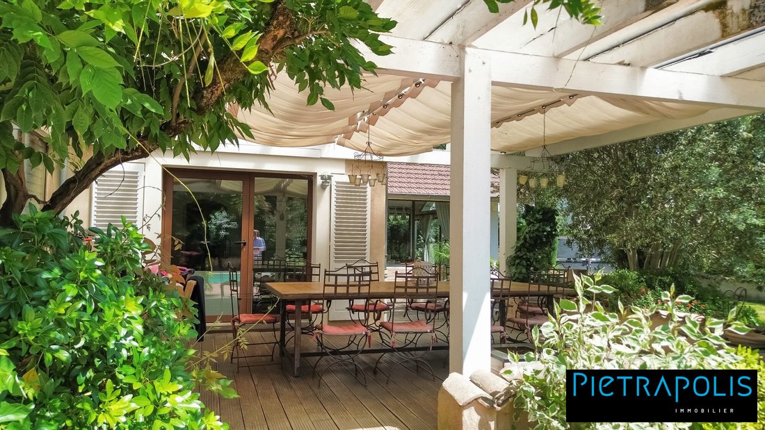 Villa in Charly, Auvergne-Rhône-Alpes, France 2 - 18385115