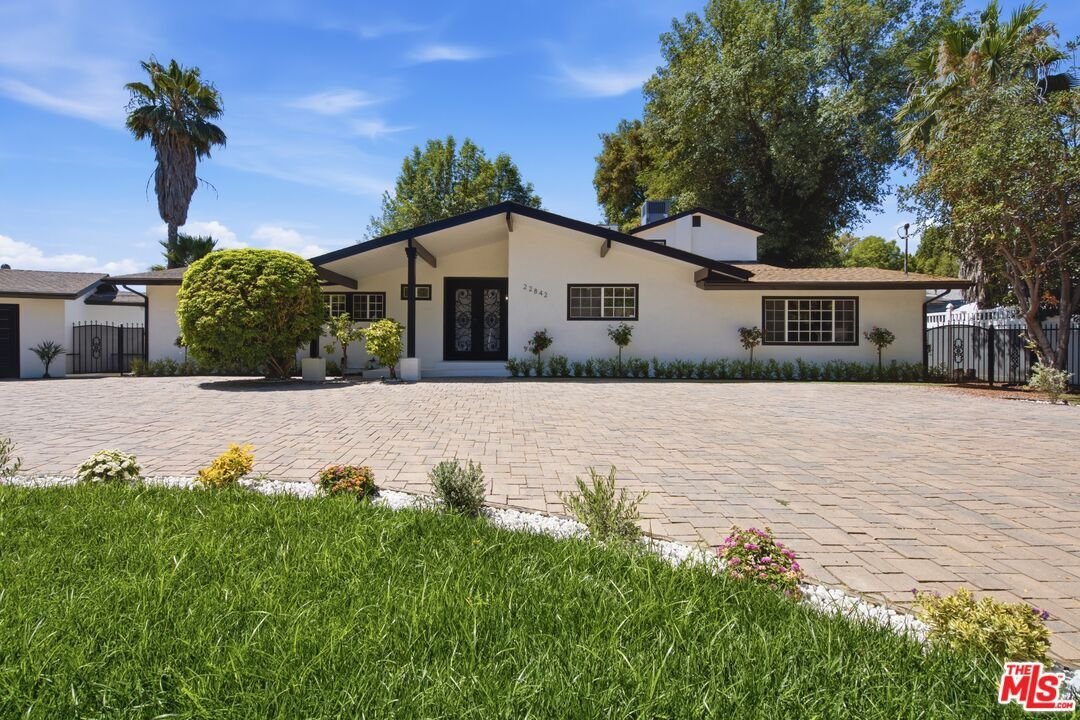 House in Los Angeles, California, United States 3 - 18379493