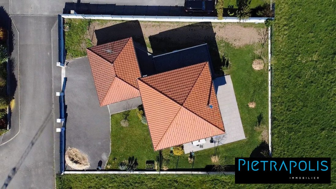 House in Échenevex, Auvergne-Rhône-Alpes, France 4 - 18385807