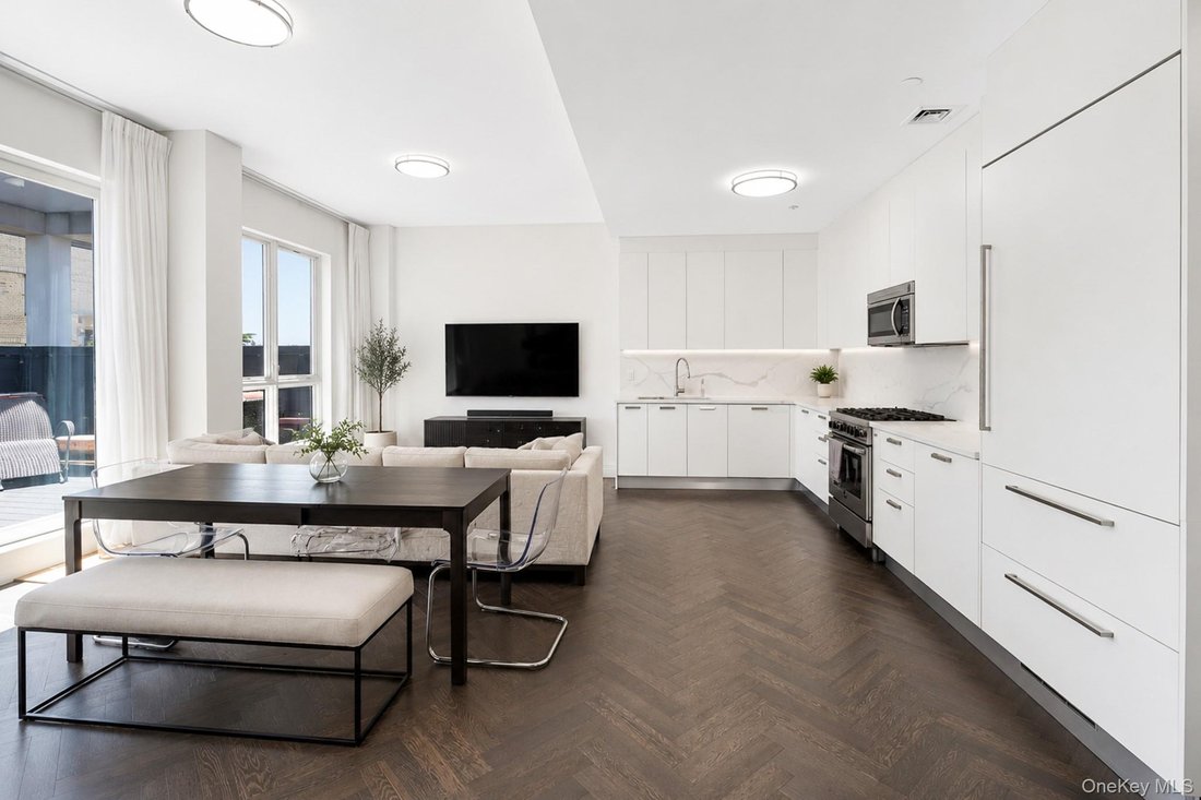 Condo in New York, New York, United States 2 - 18379628