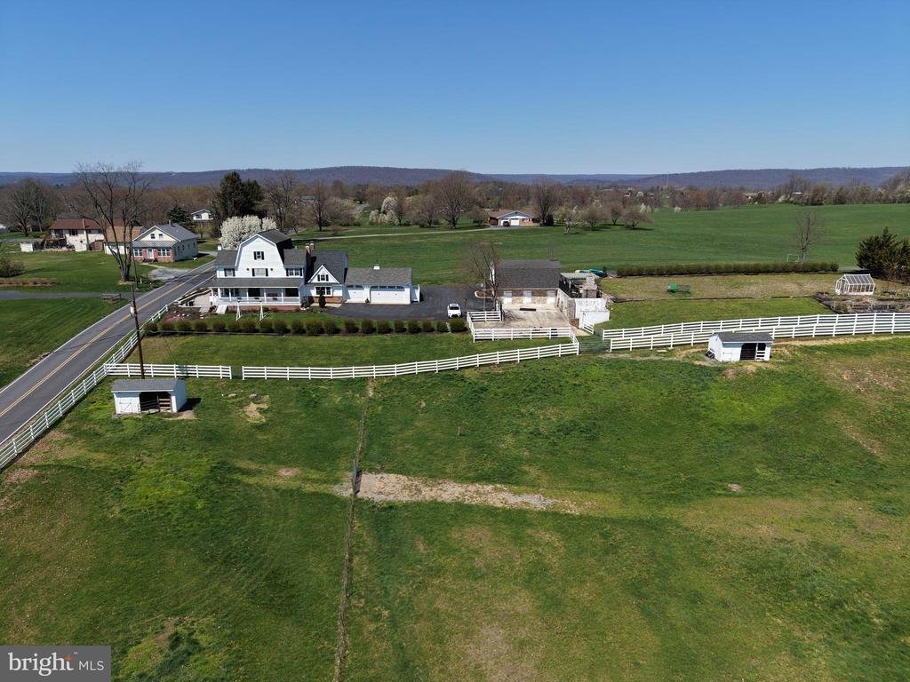House in Grantville, Pennsylvania, United States 3 - 17083351