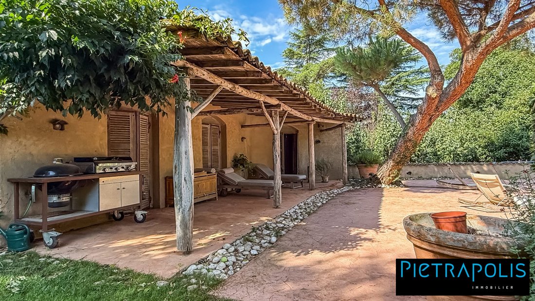 Villa in Charly, Auvergne-Rhône-Alpes, France 4 - 18385115