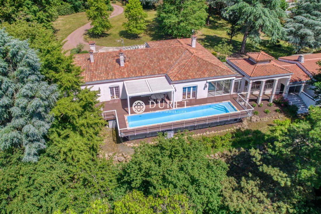 Villa in Getigne, Pays de la Loire, France 3 - 18385056
