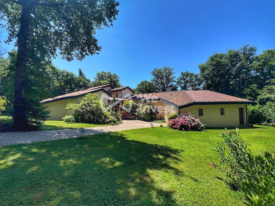 House in Montastruc-la-Conseillere, Occitania, France 1 - 17566891