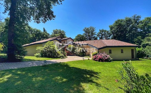 House in Montastruc-la-Conseillere, Occitania, France 1
