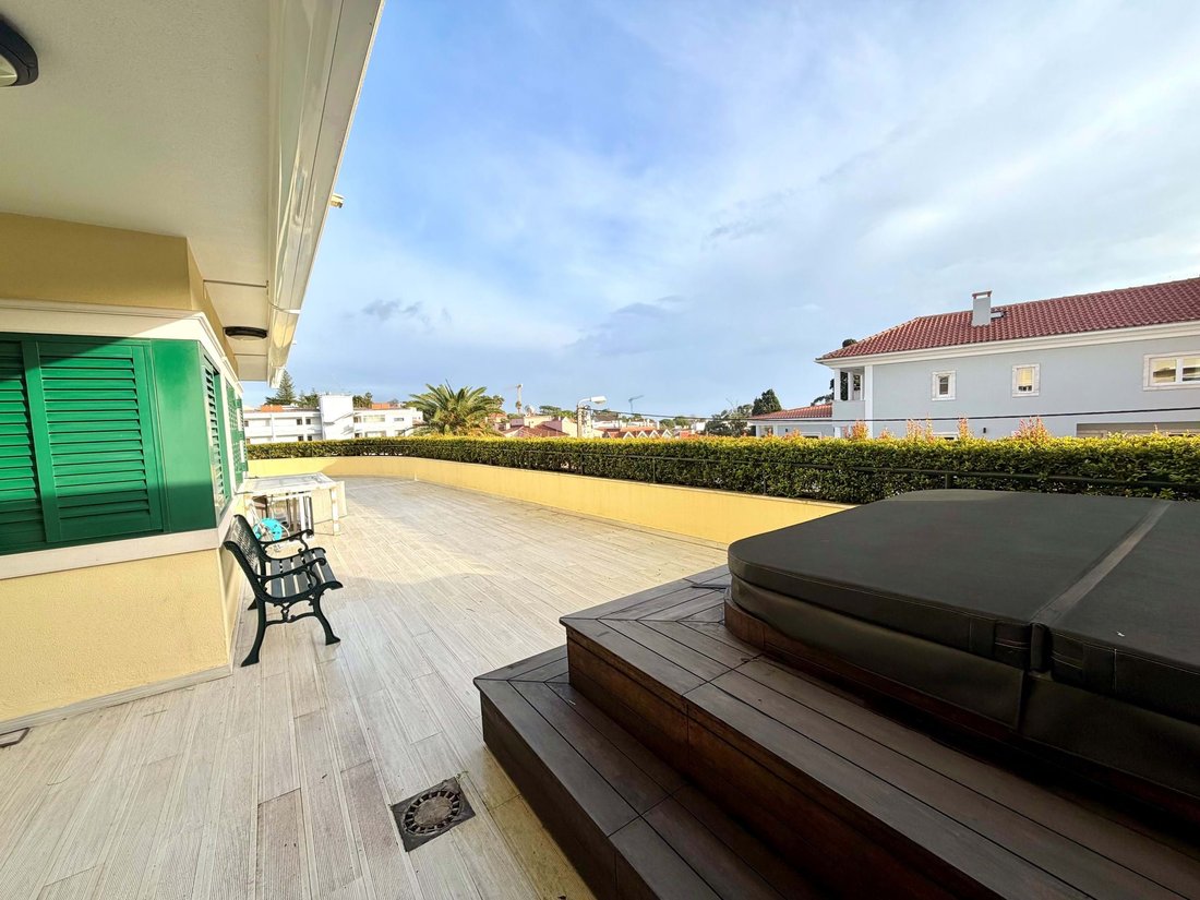 Apartment in Estoril, Cascais e Estoril, Lisbon 4 - 18380402