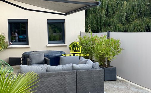 House in La Cerlangue, Normandy, France 1