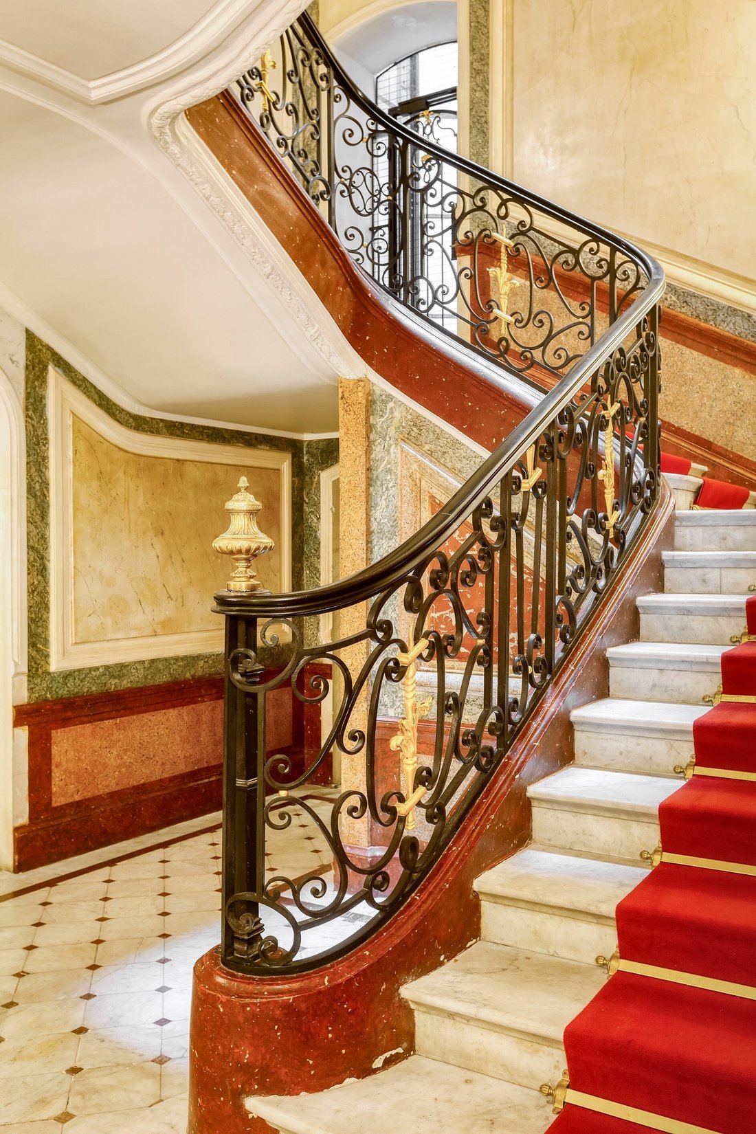 Apartment in Saint Germain l'Auxerrois, Paris 1er Arrondissement, Paris 4 - 18384737