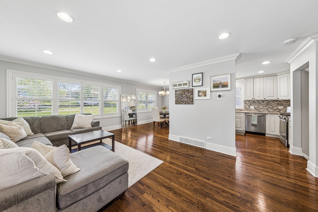 House in Downers Grove, Illinois, United States 3 - 18374327