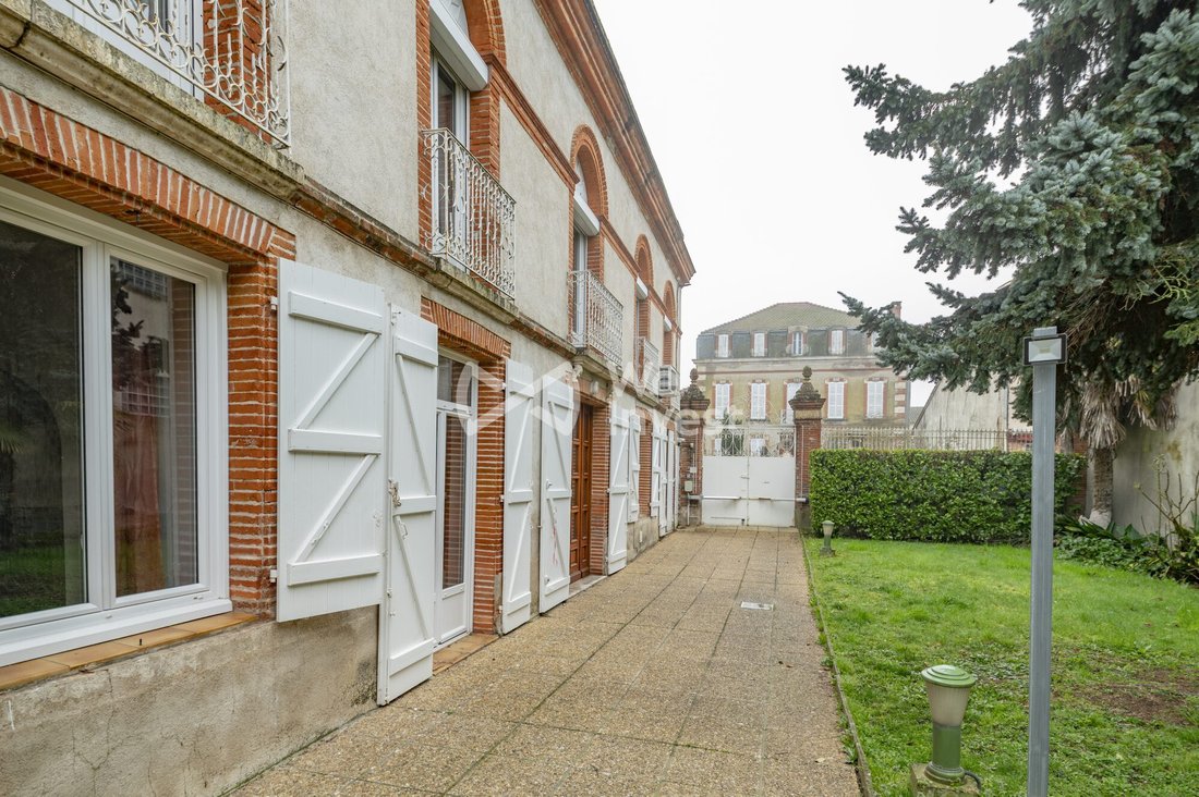 House in Centre Ville, Castelsarrasin, France 2 - 18386175