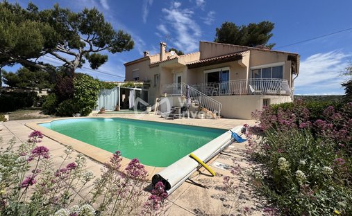 Villa in Centre, Carry-le-Rouet, France 1