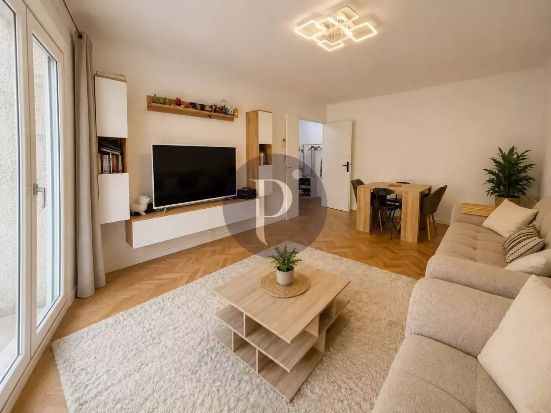 Apartment in Kremlin-Saint Germain, Le Kremlin-Bicetre, France 1 - 18324878