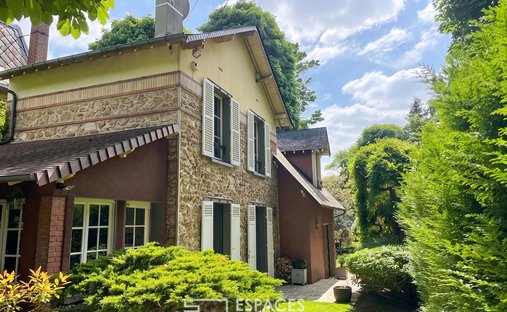 Villa in Les Bords de Seine, Soisy-sur-Seine, France 1
