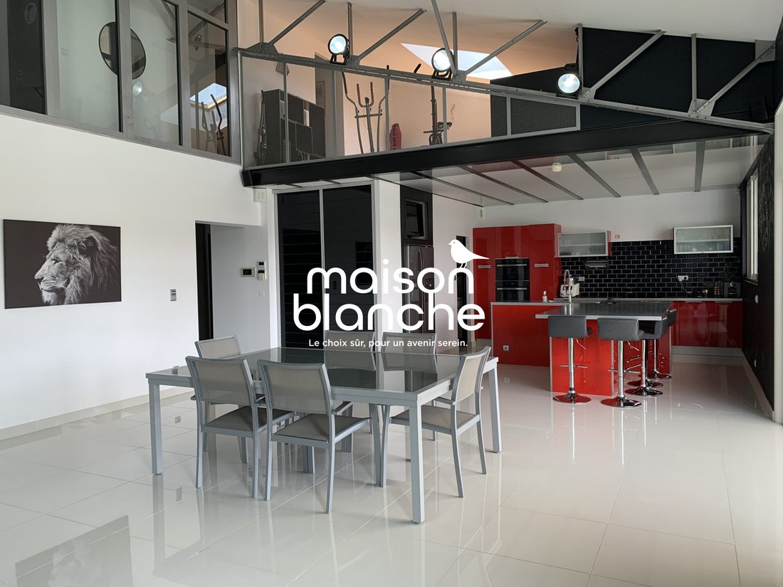 Villa in La Jarrie, Nouvelle-Aquitaine, France 4 - 17468692