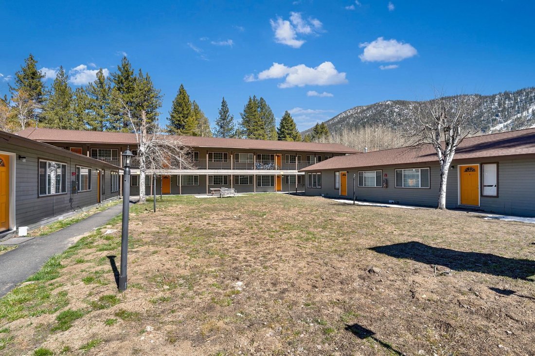 South Lake Tahoe, California, United States 5 - 17599056