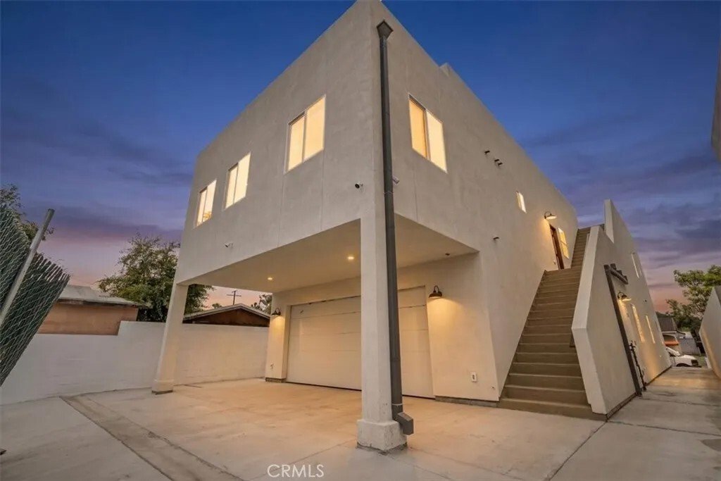 House in Paramount, California, United States 2 - 17905542