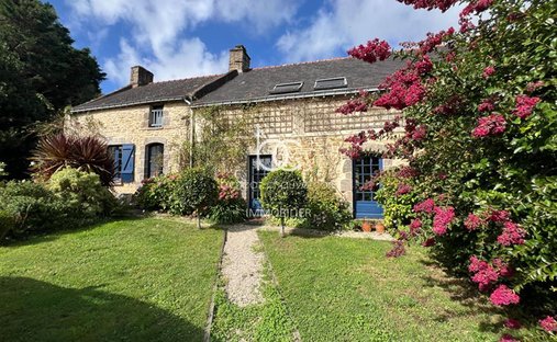 House in Surzur, Brittany, France 1
