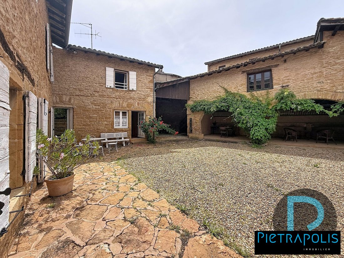 House in Ville-sur-Jarnioux, Auvergne-Rhône-Alpes, France 5 - 18385355