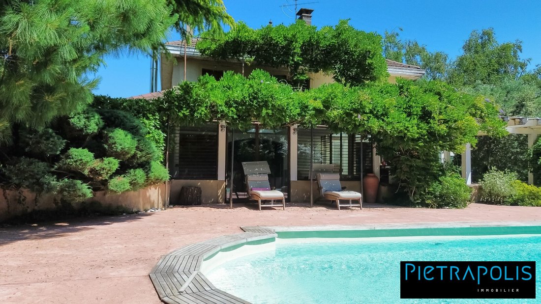 Villa in Charly, Auvergne-Rhône-Alpes, France 3 - 18385115