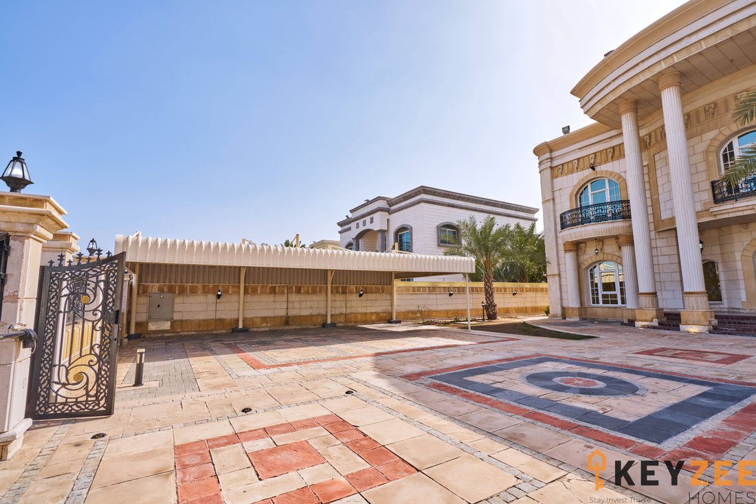 Villa in Al Barsha, Dubai, United Arab Emirates 1 - 18374024