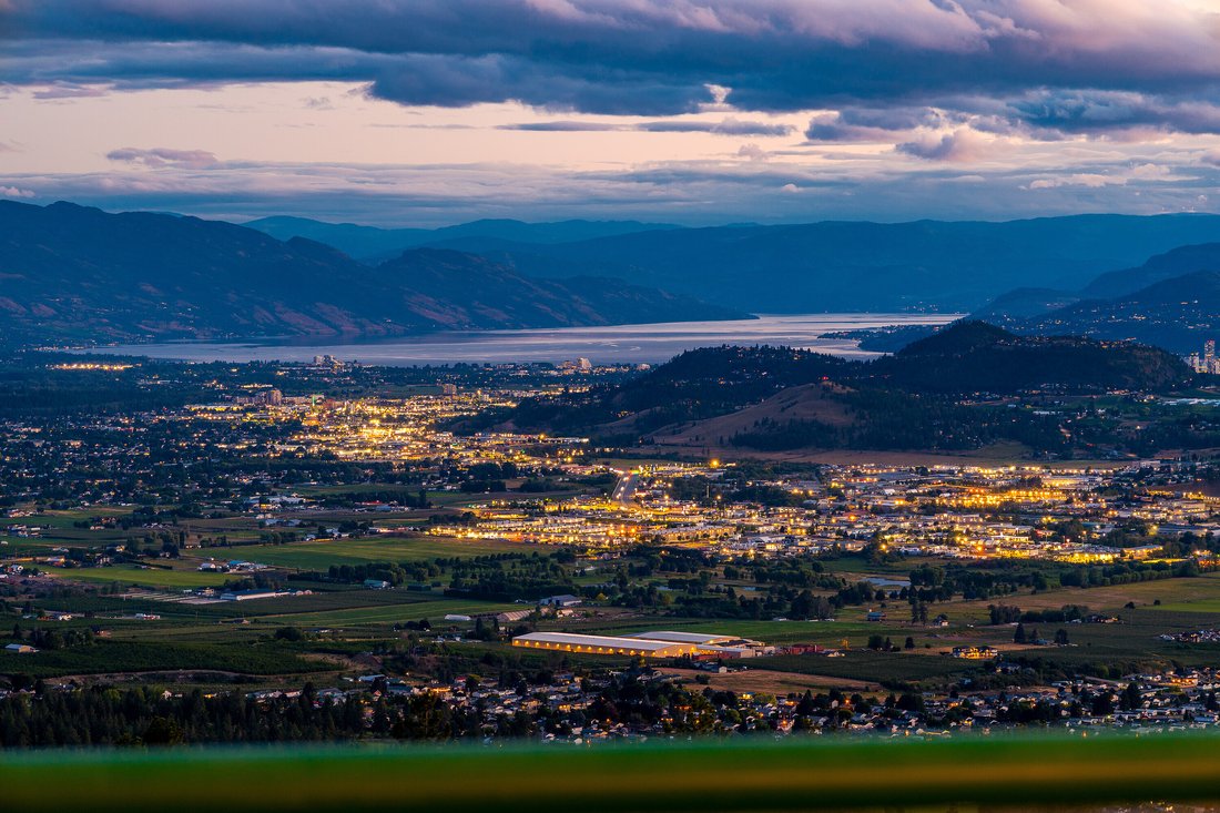 House in Kelowna, British Columbia, Canada 5 - 18373976