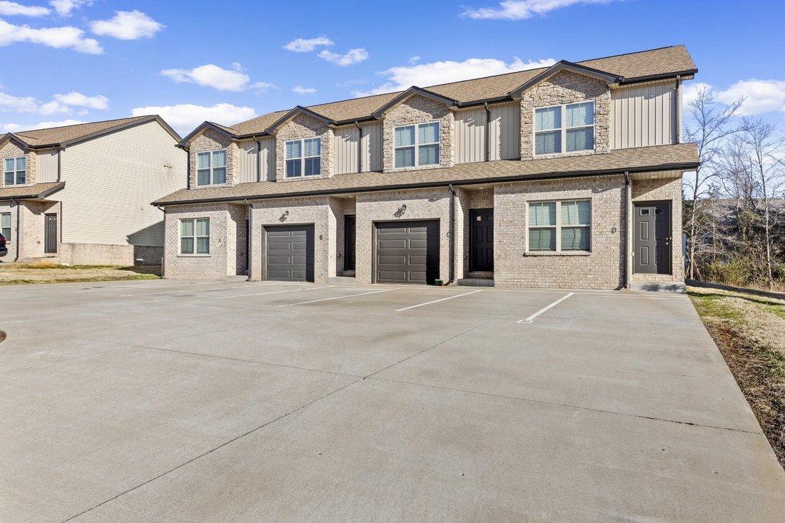 Clarksville, Tennessee, United States 3 - 18381227